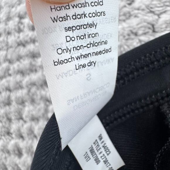 Athleta Swimsuit Top Womens S Black Triangle Bikini Bra Beach Vacation Resort - Picture 7 of 8